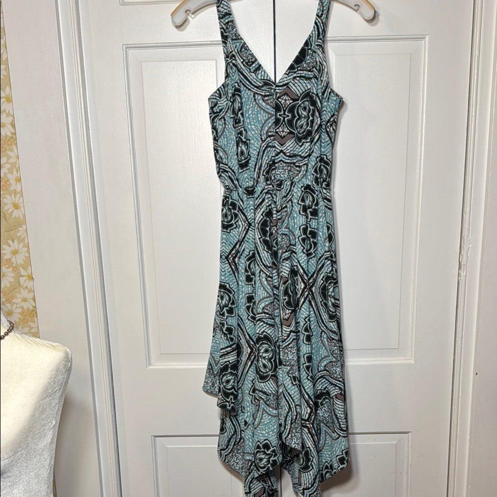 H&M NWOT Elegant Black and Turquoise Batik Patterned Handkerchief Dress